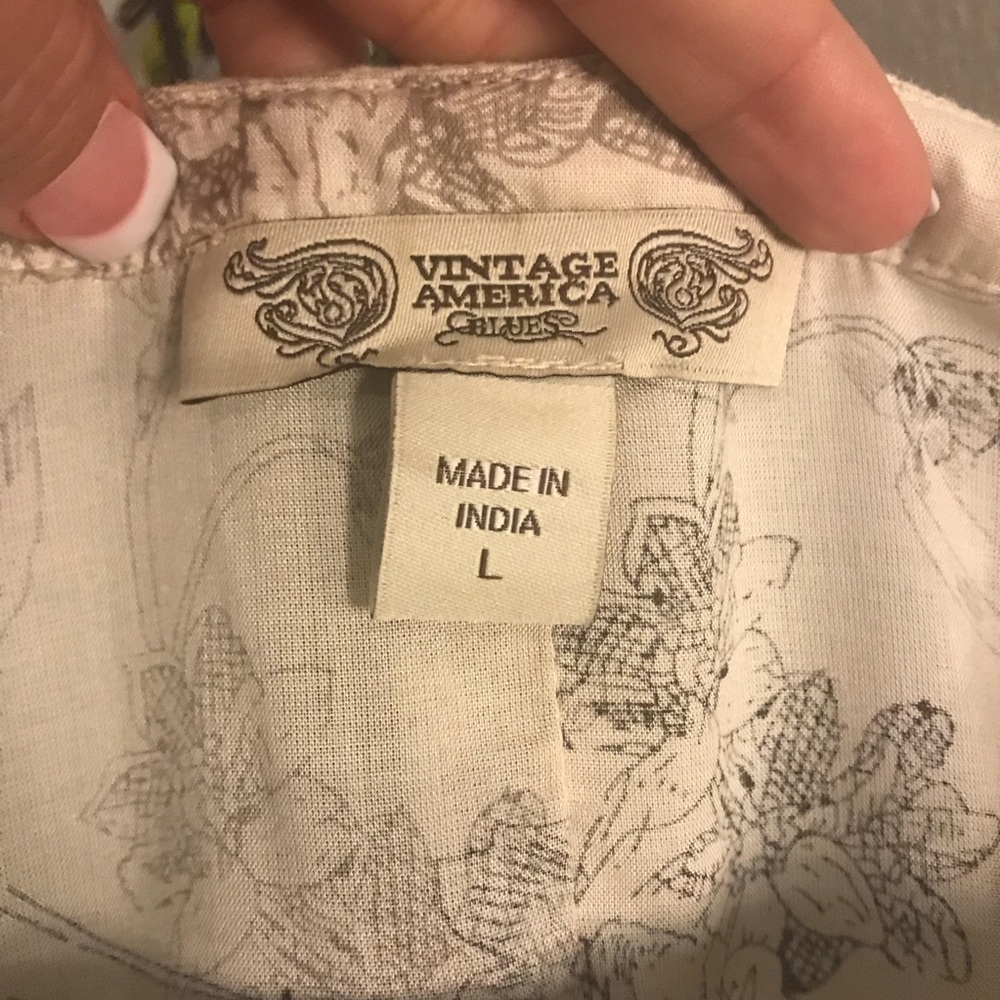 Comfy shirt for work or play - Picture 4 of 4