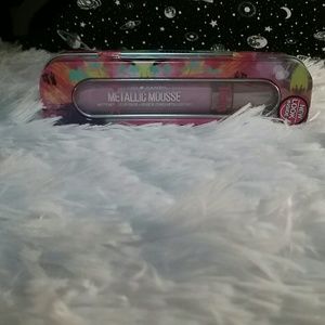 NEW Special Limited Edition Trolls Lipgloss +Tin