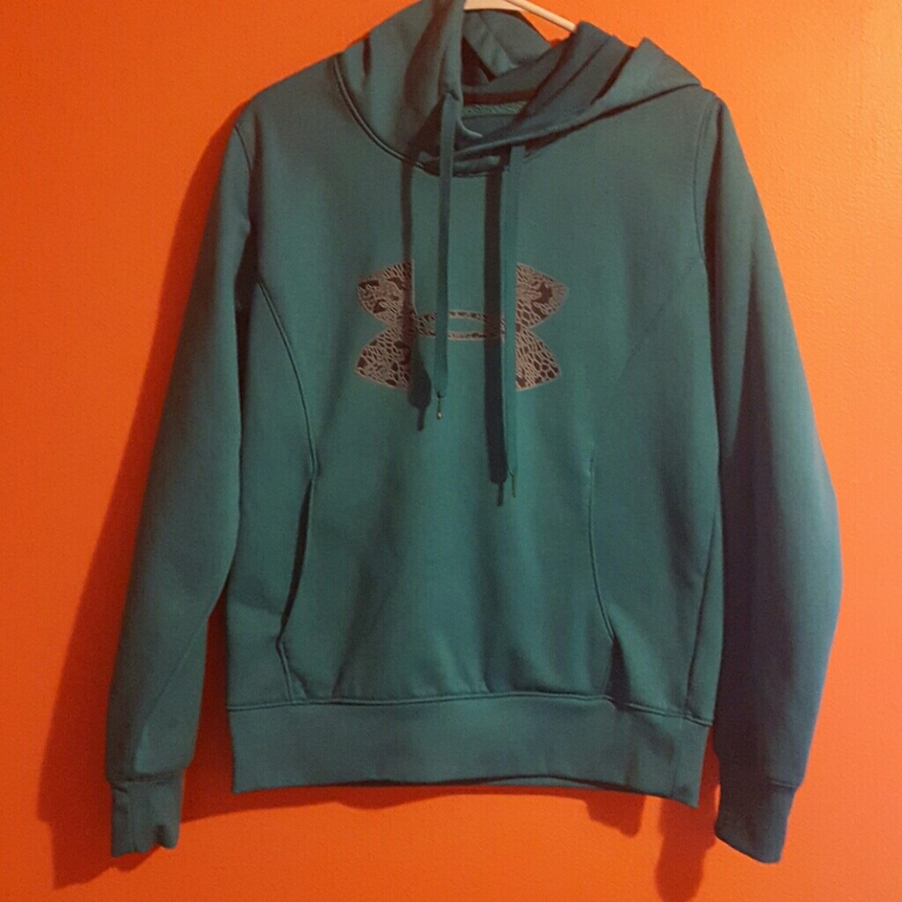 Lot of 2 hooded sweatshirts