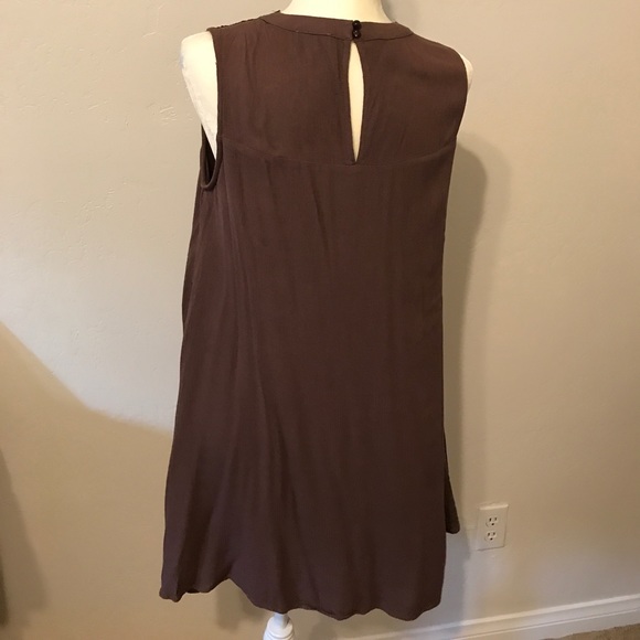 New Dress - Picture 3 of 4