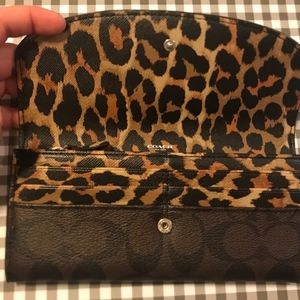 Coach Wallet with leopard inside