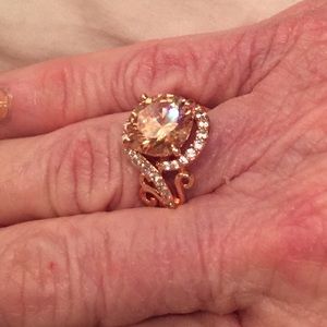 Spectacular Swarovski Ring - Size 5 - WW!