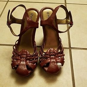Heeled sandals