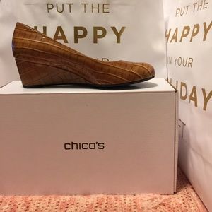 Wedge tan pumps size 7