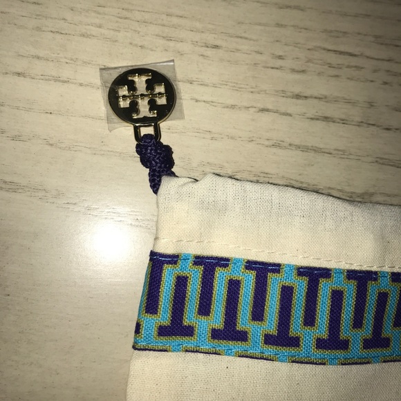 Tory Burch small dust bag - Picture 2 of 2