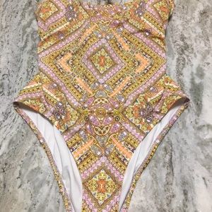 NWT Victoria's Secret Bathing Suit Sz large