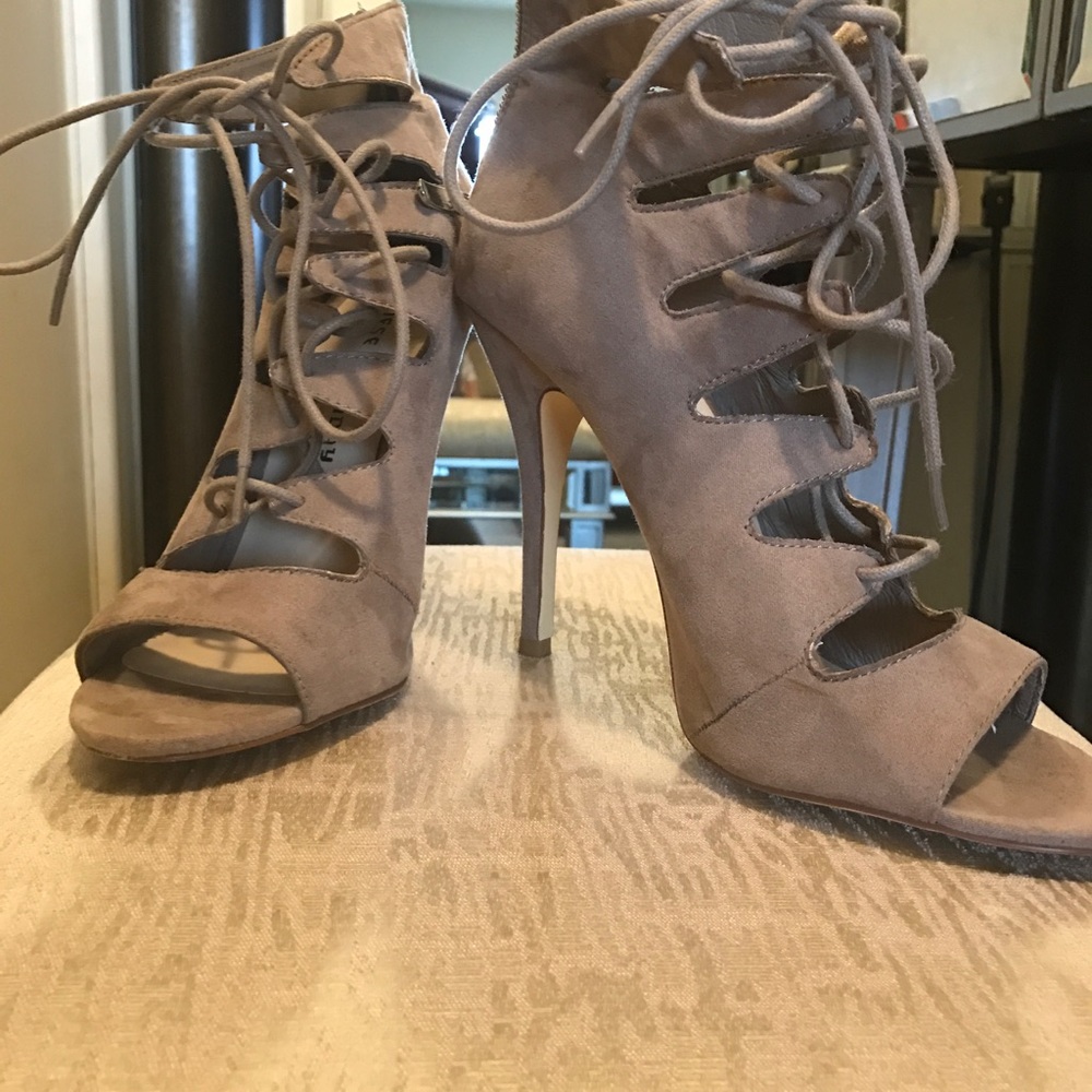 Chinese laundry pumps