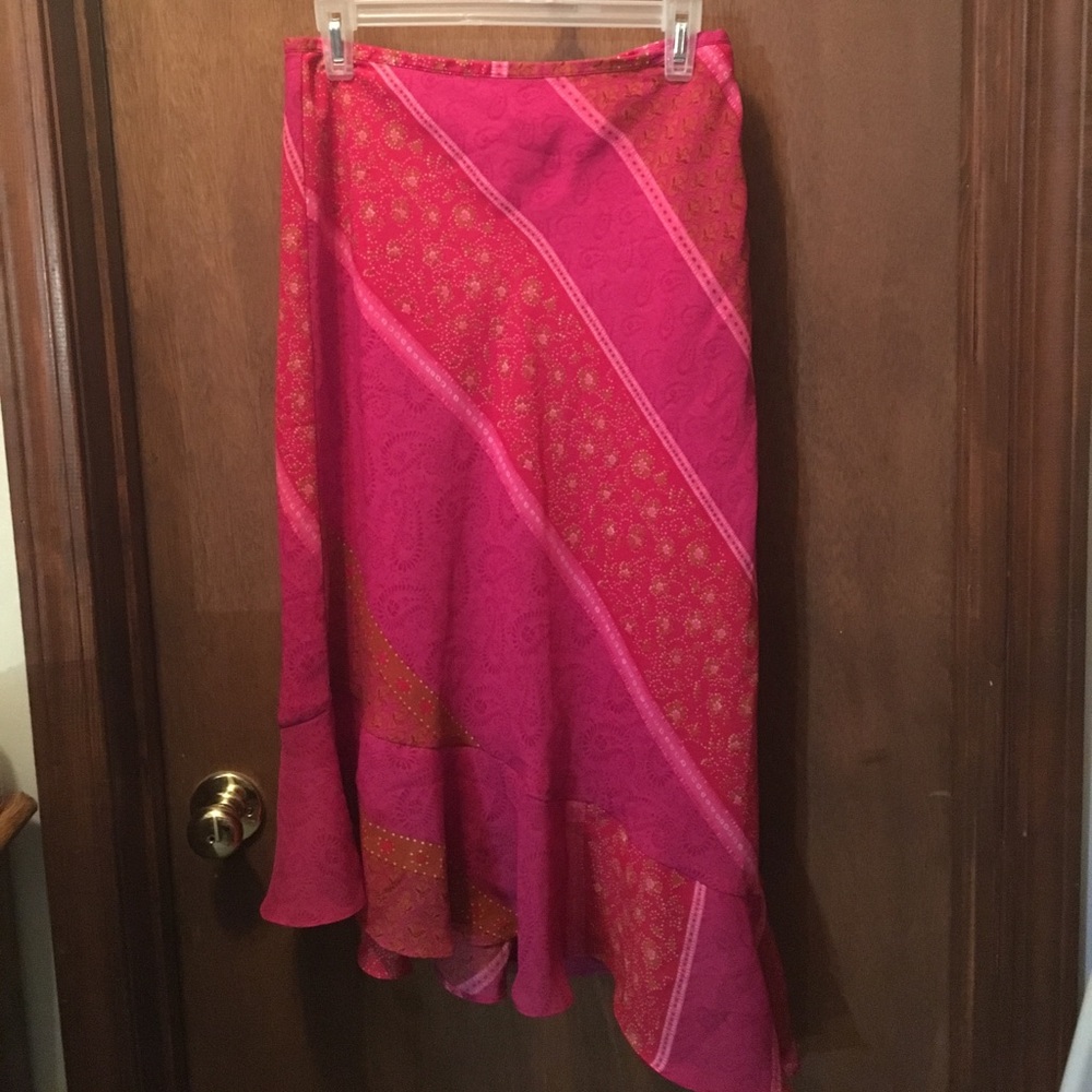 Pink asymmetrical skirt with flared bottom