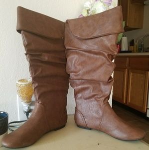 Brown boots