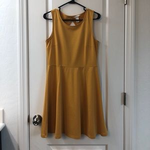 EUC H&M Mustard Yellow Dress