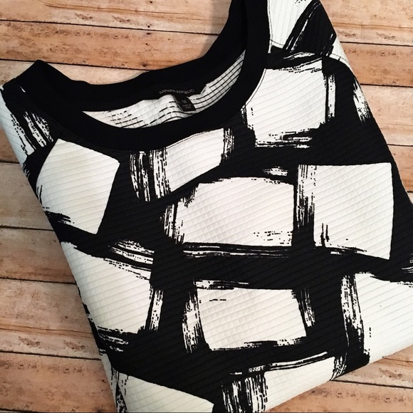 Banana Republic Black White Quilted Boxy Top - Picture 5 of 6