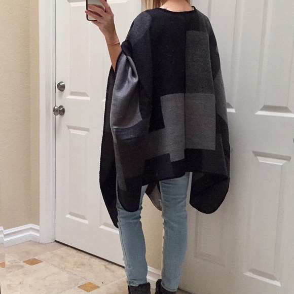 Black and Gray Blanket Poncho Cape - Picture 6 of 6