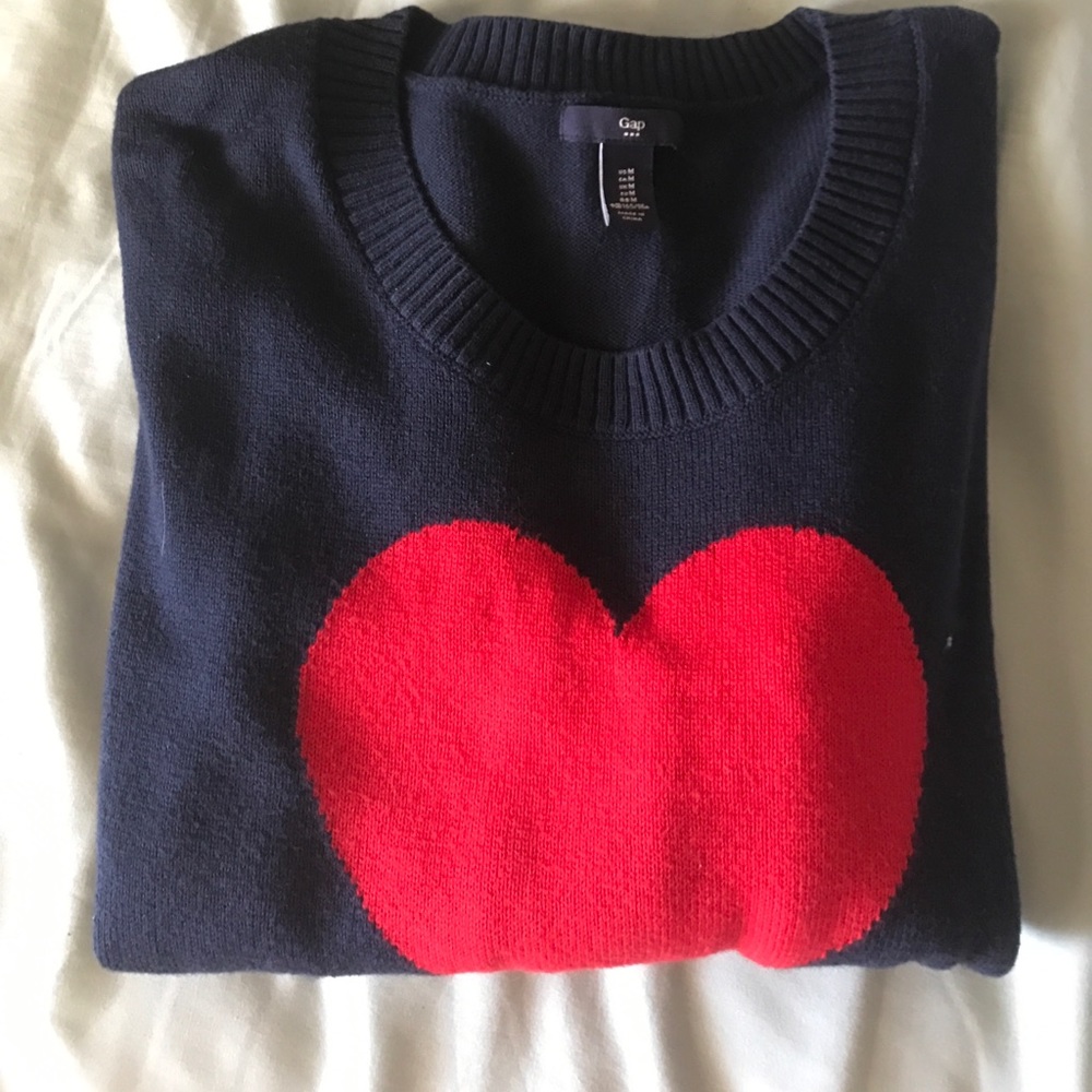 Gap Heart sweater