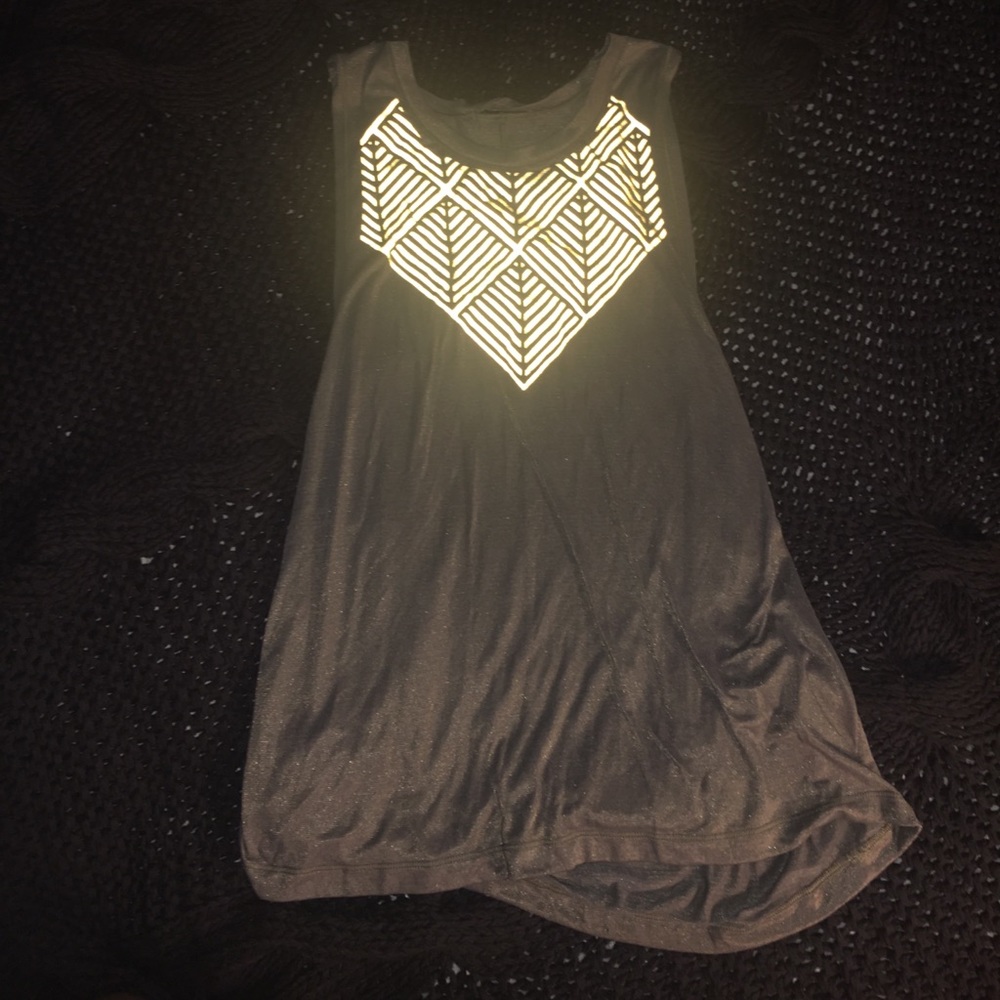 Reflective lululemon tank top