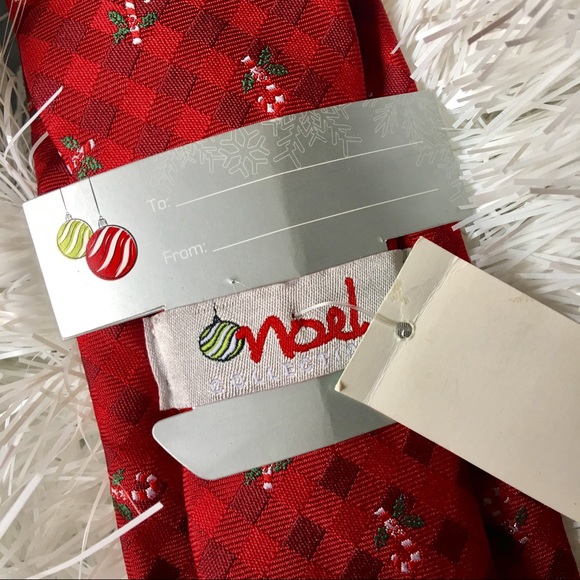 🎁🌲🎉 NWT Holiday Tie with Cool Candy Cane Motif - Picture 3 of 8