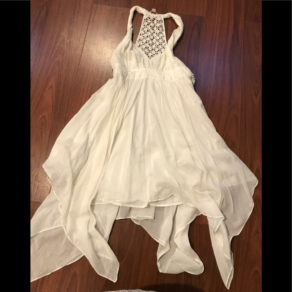 White flowy Guess dress