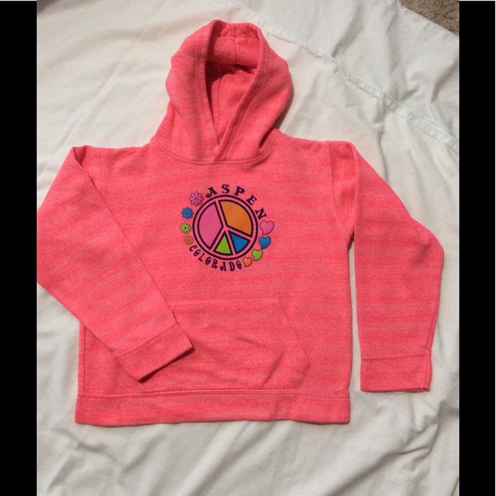 DONATING 12/22/18. Lone Rock hooded sweatshirt.🌹