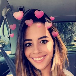 Meet your Posher, Victoria