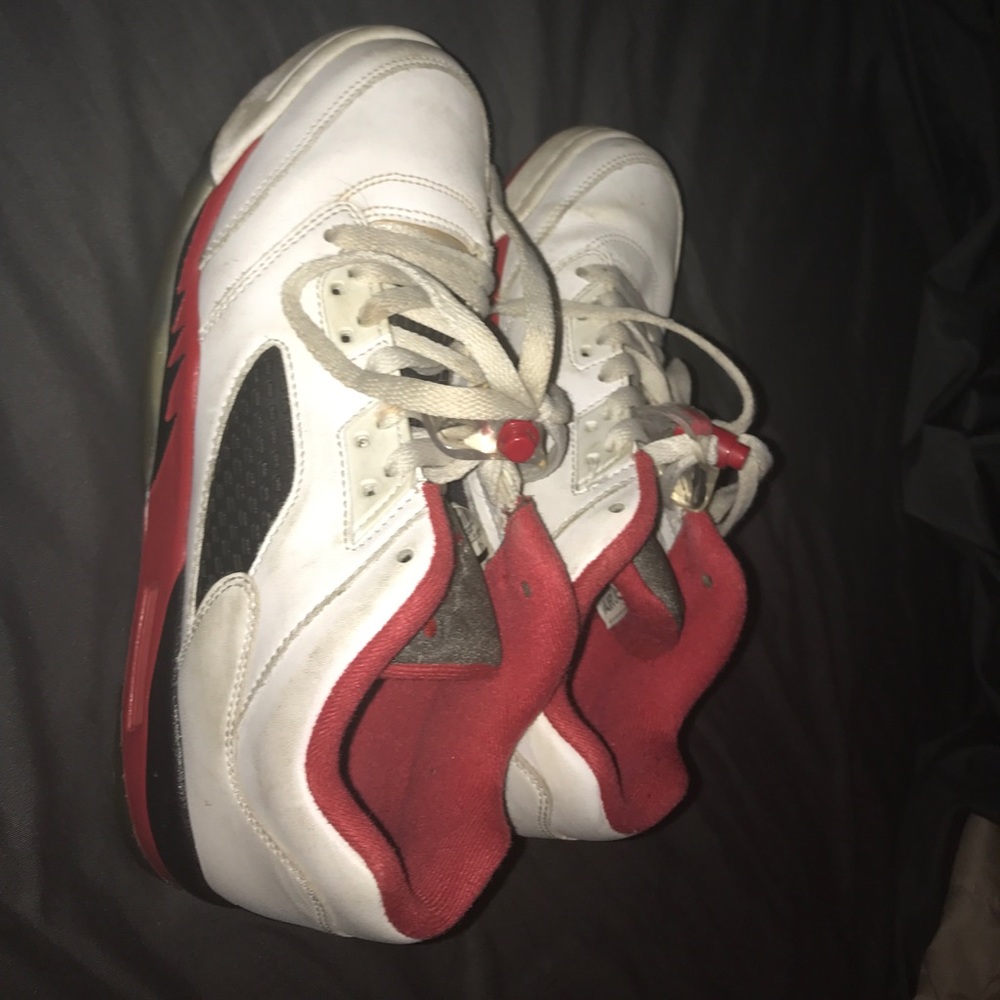 Jordan 5 fire red lows
