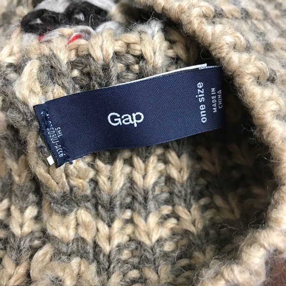 Gap Knit Beanie. - Picture 3 of 3