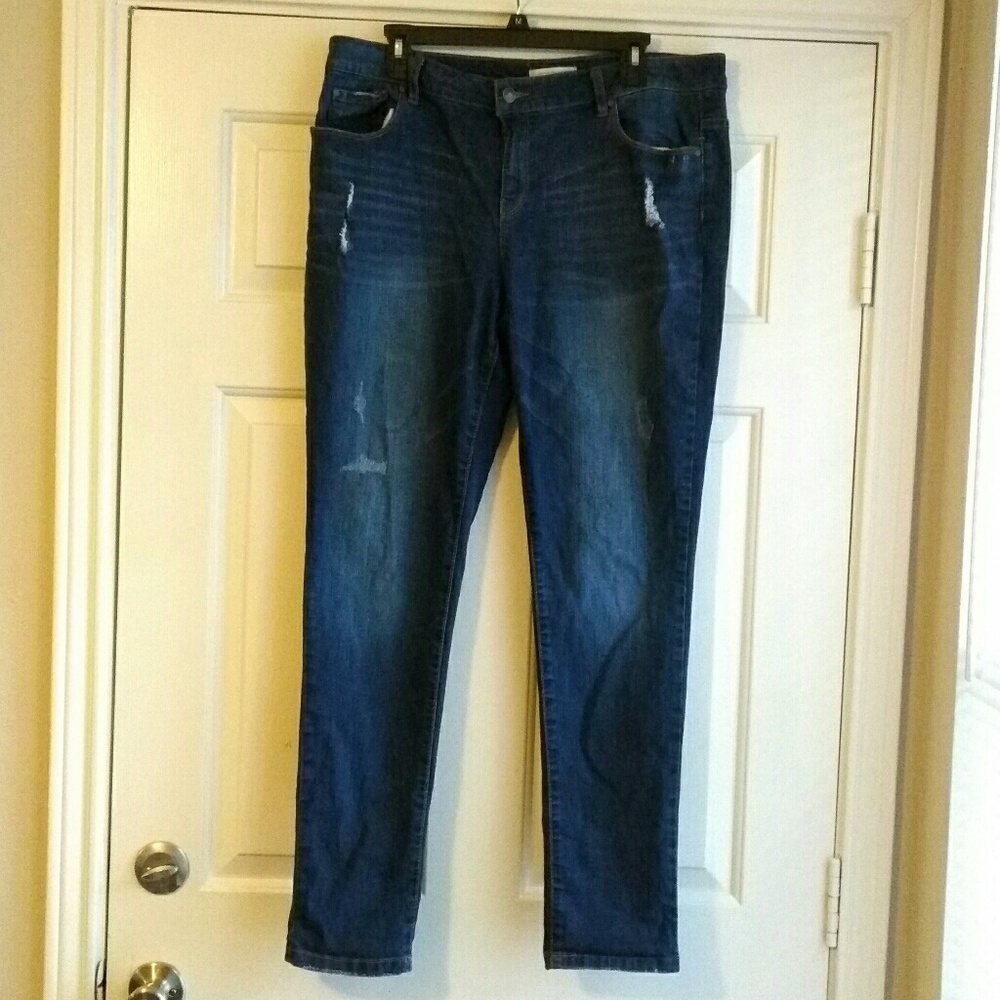 🎈FINAL PRICE🎈 "Distressed" Skinny Jeans