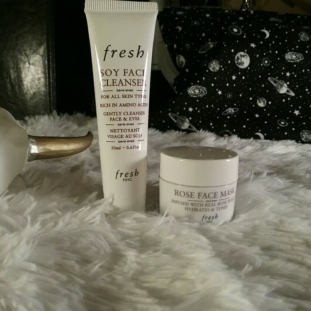 NEW Fresh Soy Face Cleanser + Rose Mask Travel Duo