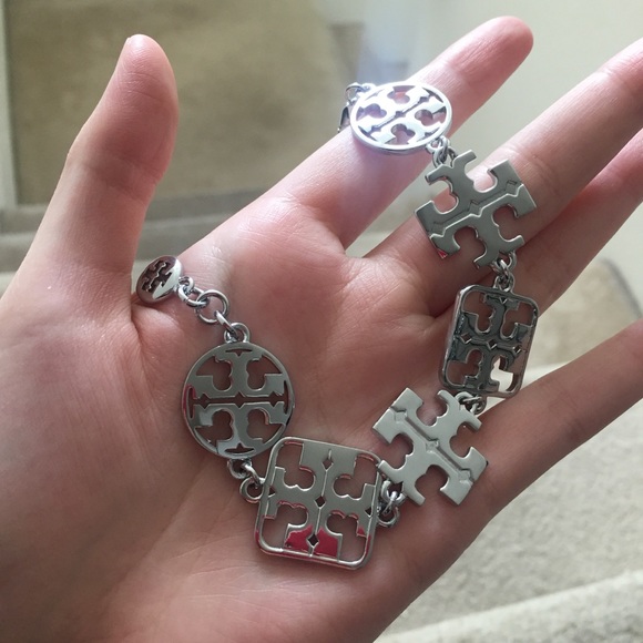 Tory Burch Jewelry - Tory Burch Classical logos bracelet