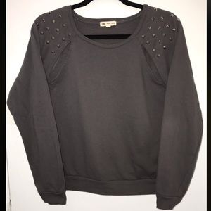 Studded Shoulder Sweater🌪