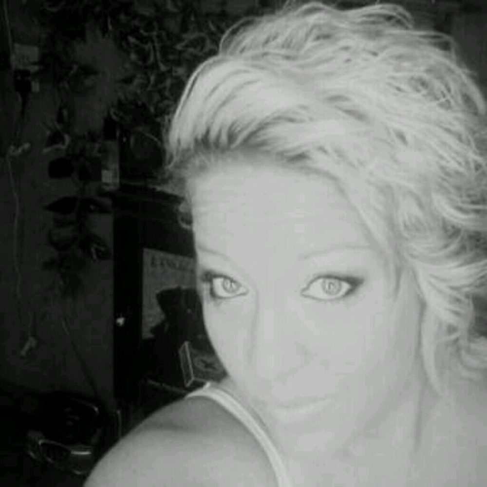 Meet your Posher, Alisha