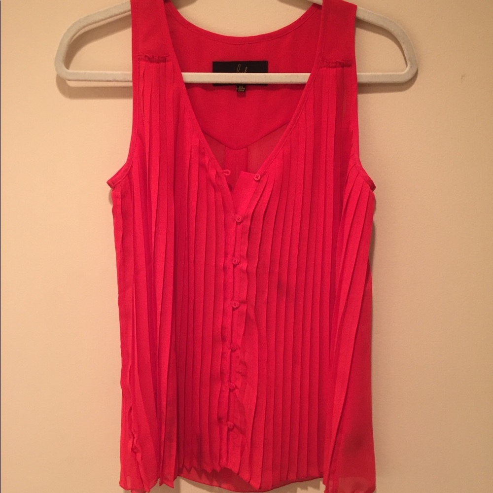 Red B.B. Dakota Tank