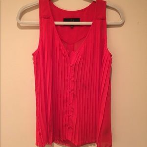 Red B.B. Dakota Tank