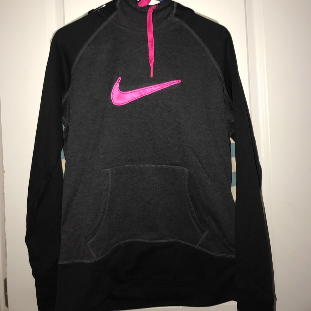 Nike sweatshirt
