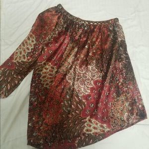 One shoulder Blouse. Can be worn as mini dress.