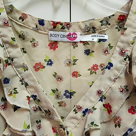 Ruffle Top - Picture 2 of 2