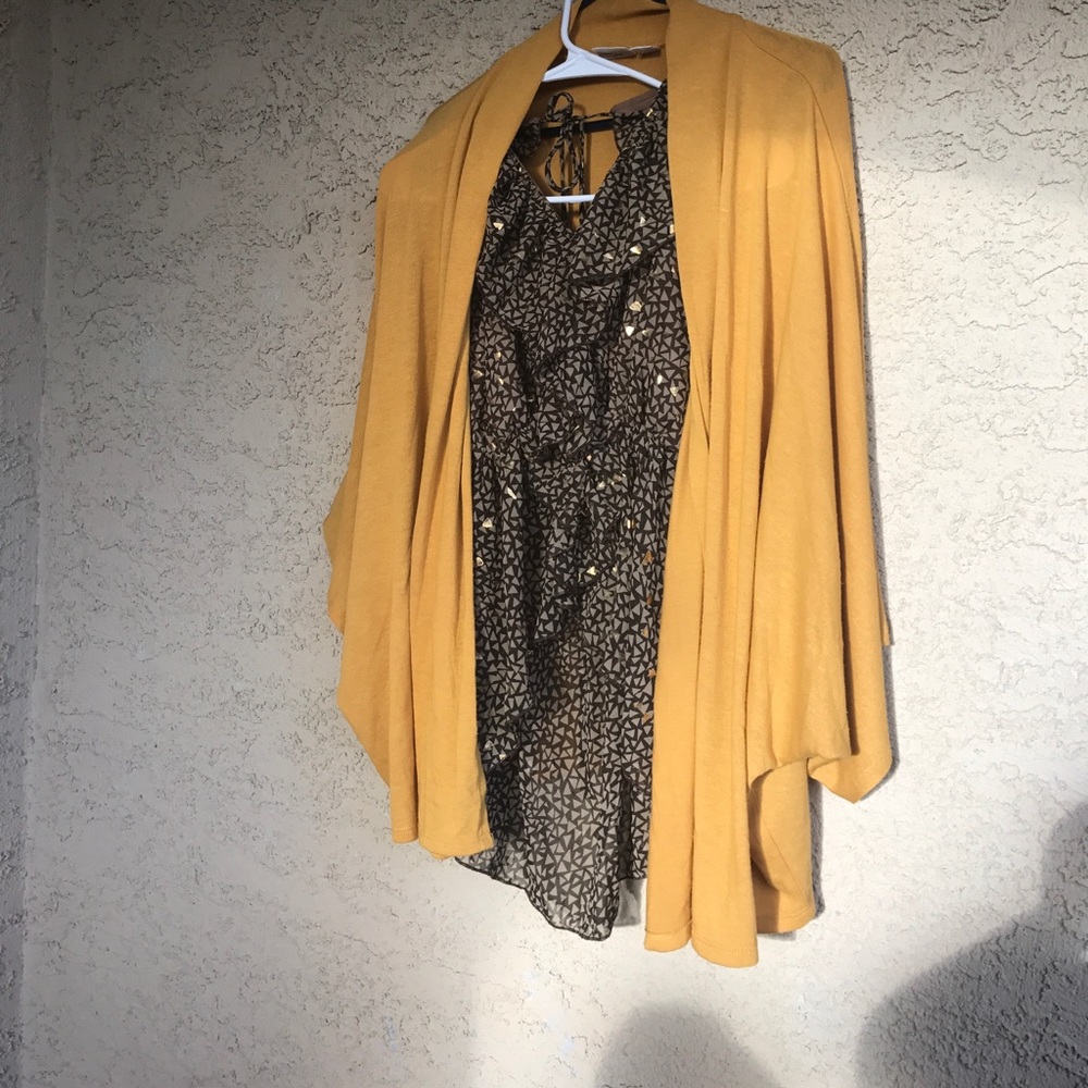Cardigan sweater