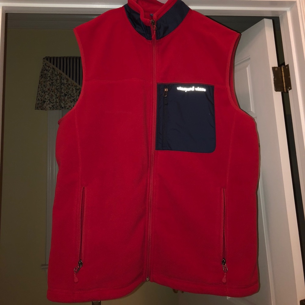 Vineyard vines vest
