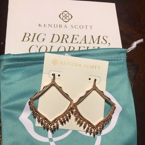 Kendra scott lacy rose gold earrings