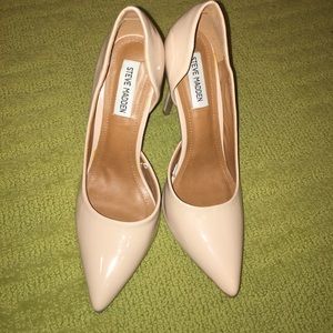 NWOT Pointed Toe Steve Madden Heels