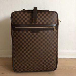 Louis Vuitton Pegase 55 Damier