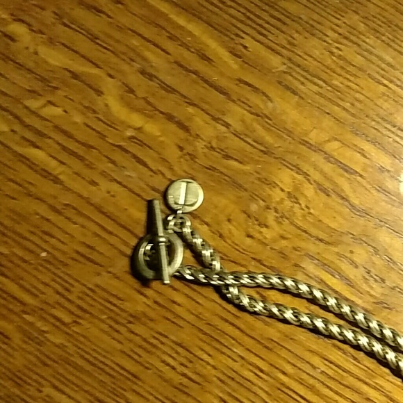 Neclace - Picture 2 of 4