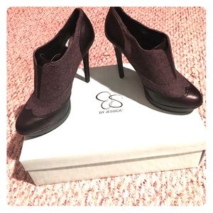 Jessica Simpson booties