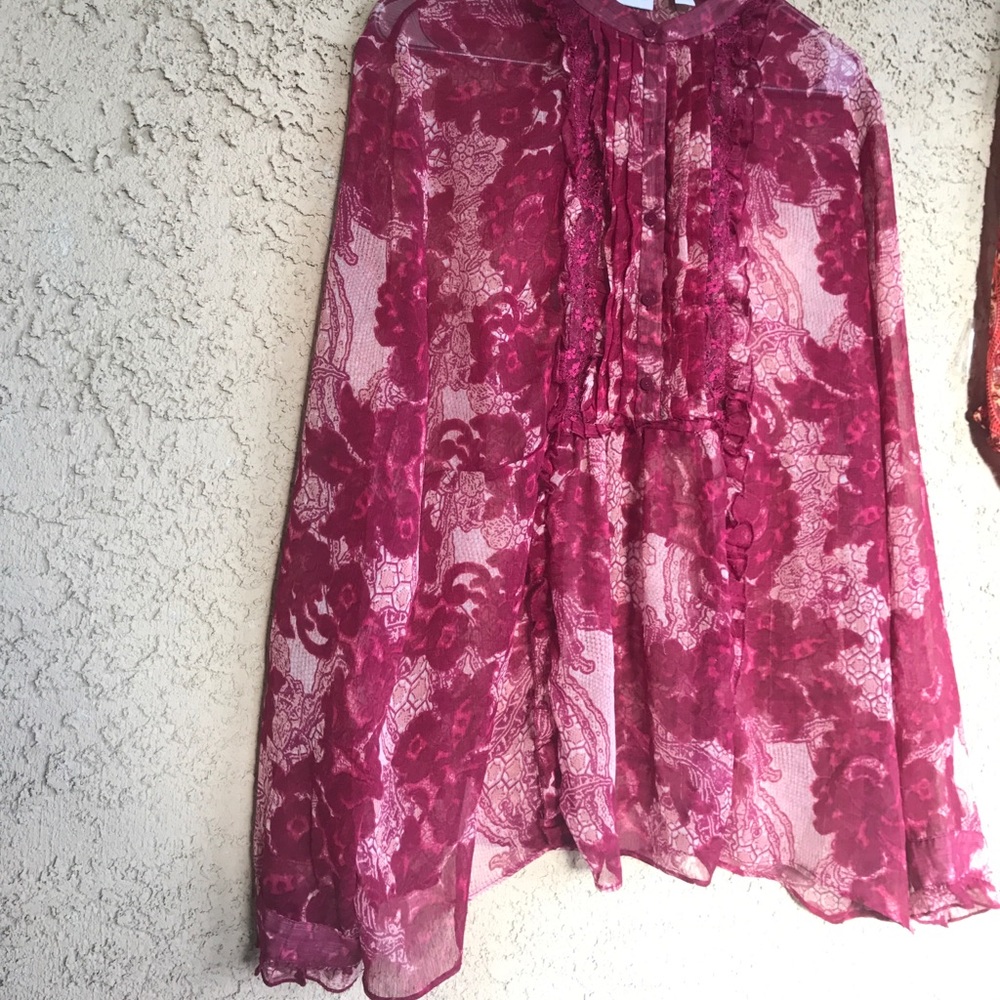 Blouse - Picture 2 of 4