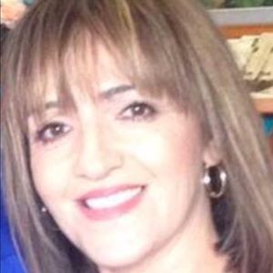 Meet your Posher, Debbie