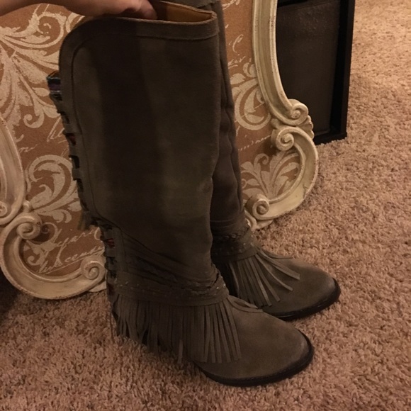 SOLD - Picture 4 of 8