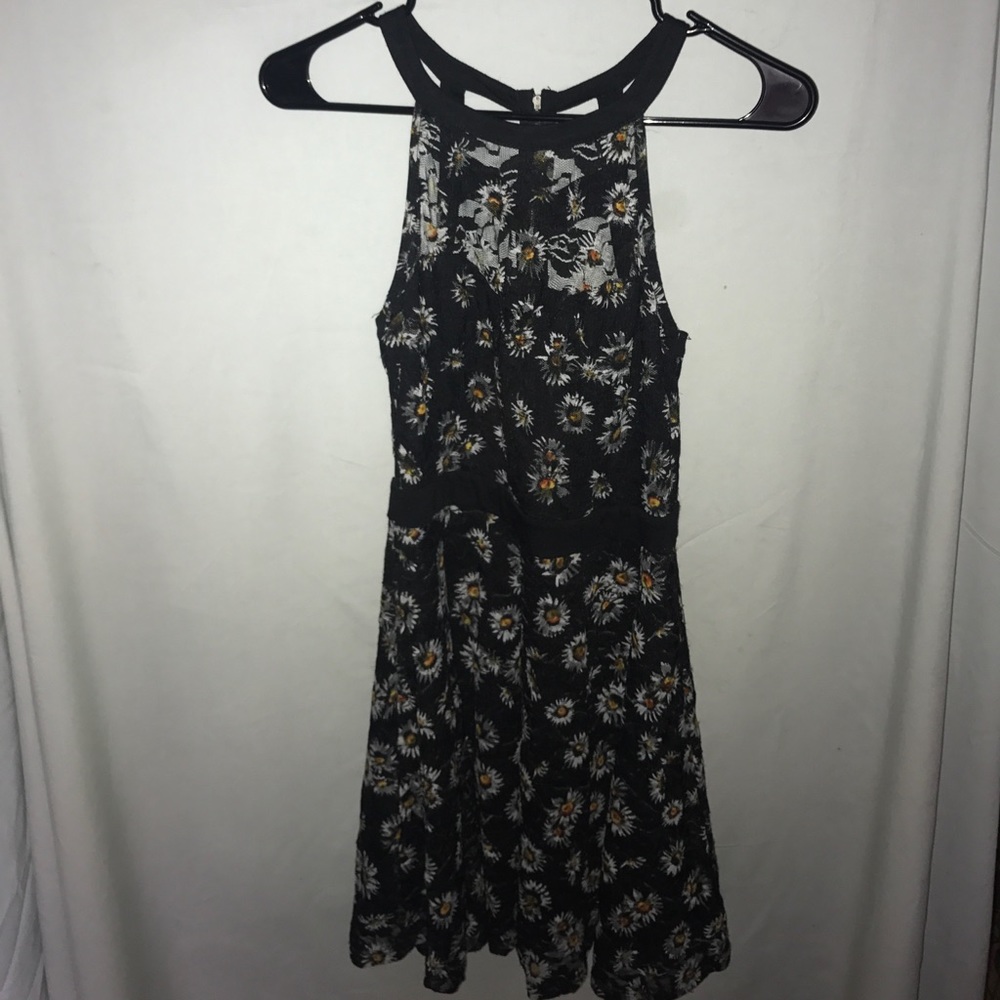 Sunflower lace dress