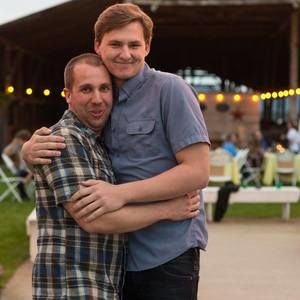 Meet your Posher, Devin