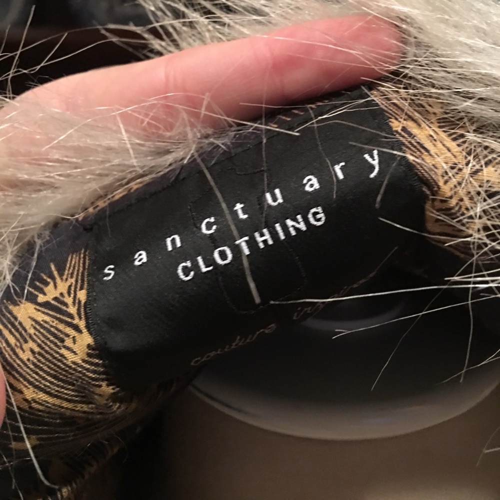 Sanctuary Faux Fur Vest - Picture 3 of 3