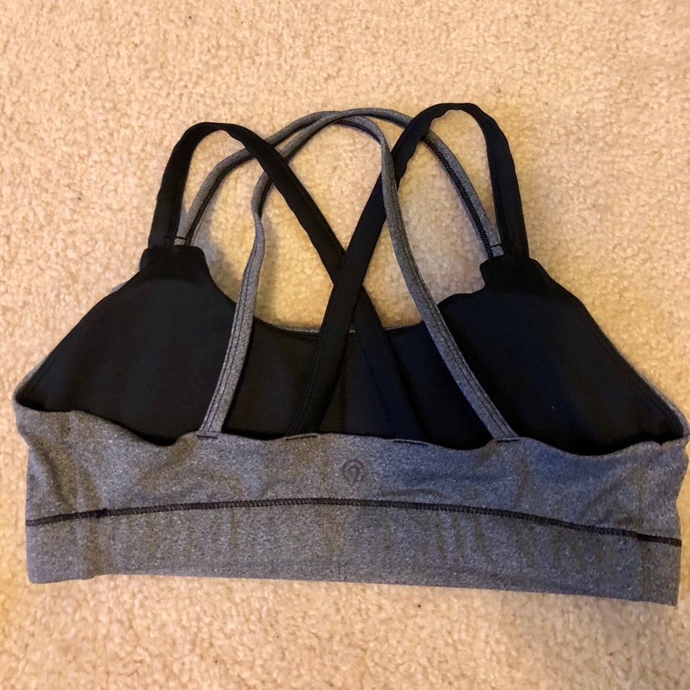 2 brand new champion sports bras - Picture 2 of 5