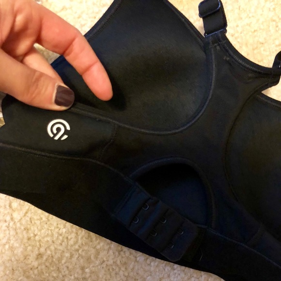 2 brand new champion sports bras - Picture 5 of 5