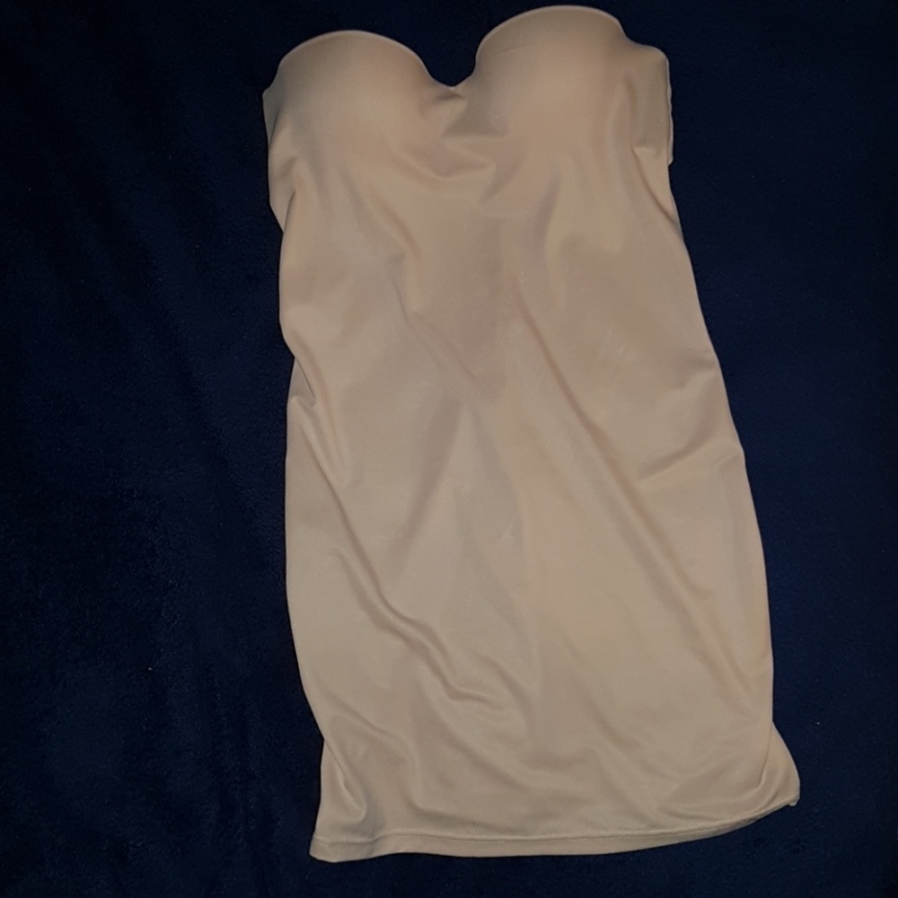 Self Expressions by Maidenform 34B Shapewear